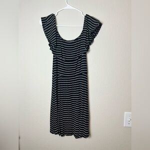 𝅺arizona black and white striped flowy dress off shoulder